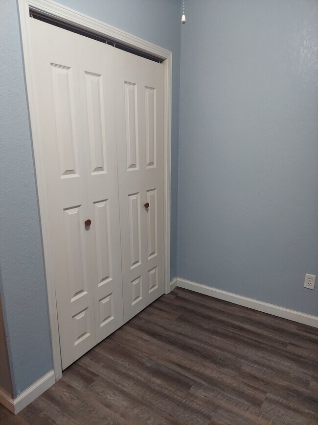 Bedroom closet - 132 N Stewart St