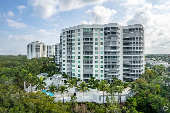 Parte posterior del edificio - Barbados at The Dunes