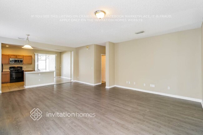 Foto del edificio - 3427 Mt Carmel Ln