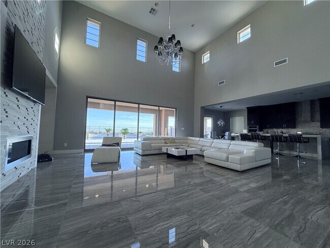 Foto del edificio - 56 Olympia Chase Dr