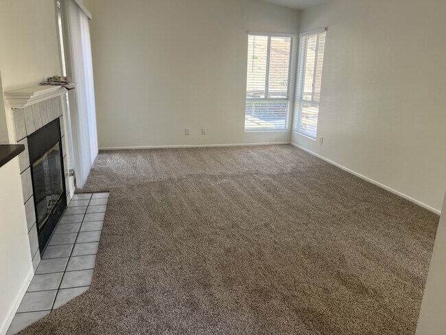 Foto del edificio - 5025 Twilight Canyon Rd