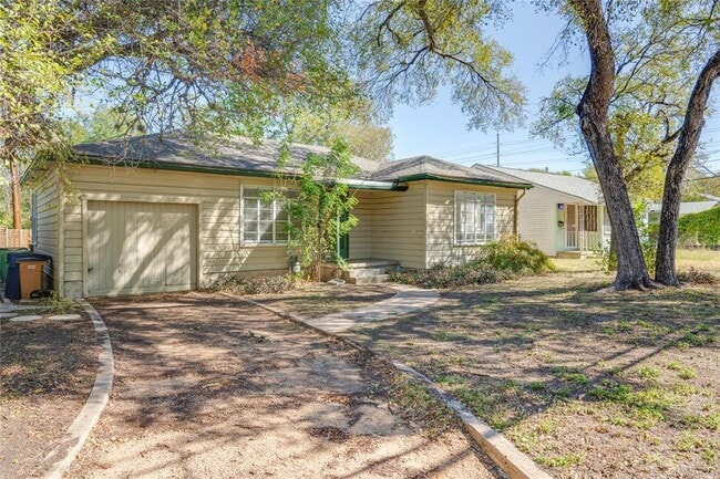 Foto del edificio - 1604 E 32nd St