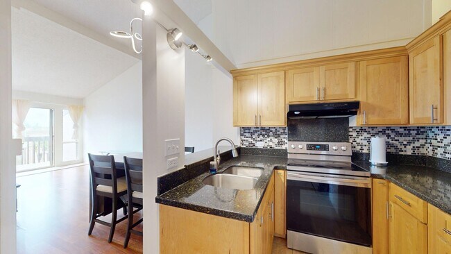 Foto del edificio - Spacious 3-Bedroom, 2-Bath Townhouse in Gr...