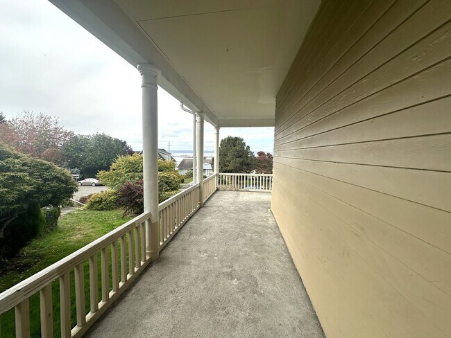Foto del edificio - 2317 Grand Ave