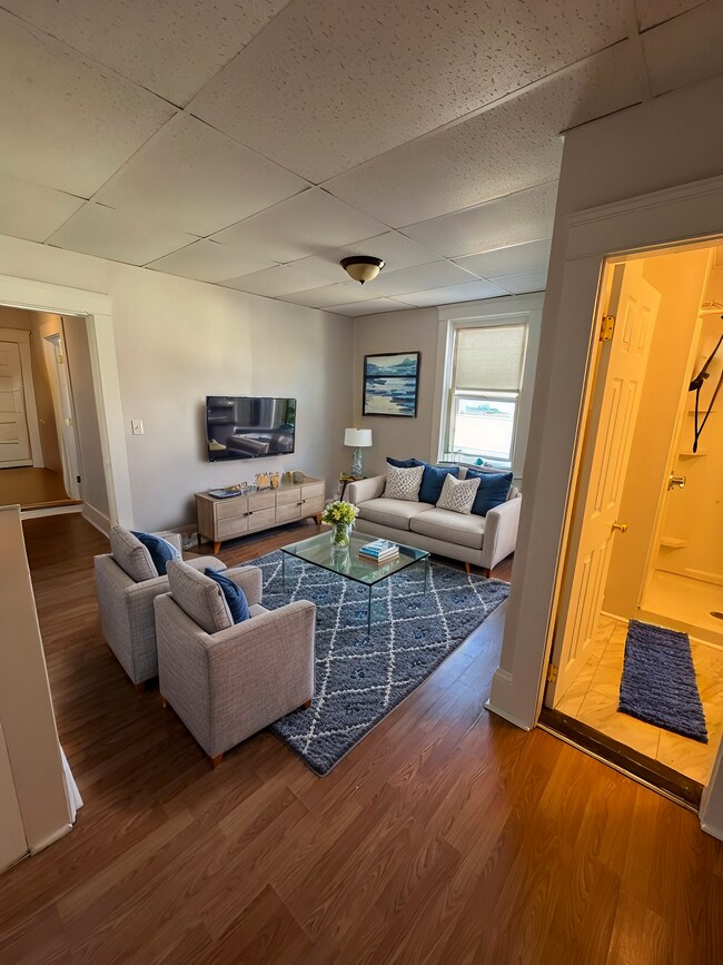 Building Photo - 288 1st St