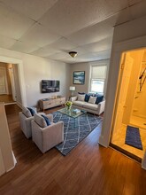 Building Photo - 288 1st St