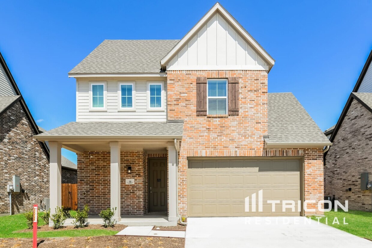 Primary Photo - 101 Bedford Cir