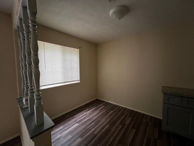 Building Photo - 5557 Marbut Rd