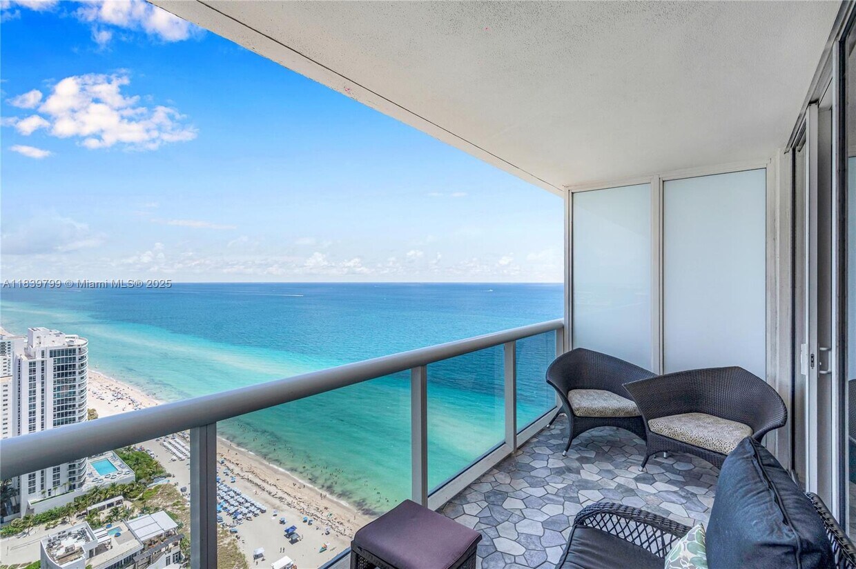 Foto principal - 1830 S Ocean Dr