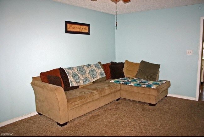 Foto del edificio - 1222 Cobblestone Ln