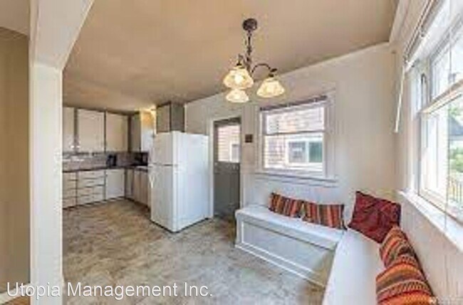 Foto del edificio - 6 br, 2 bath House - 1629 James St.