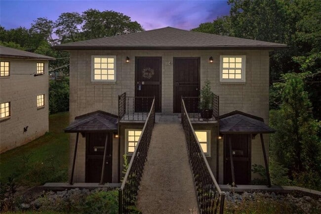 Foto del edificio - 239 Sciple Terrace NW