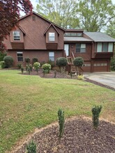 Building Photo - 16 Bramblewood Pl SW