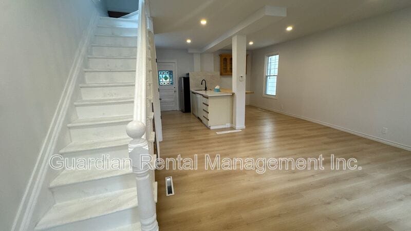 Photo principale - 318 Cornwall Avenue