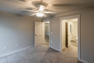 Building Photo - The Enclave