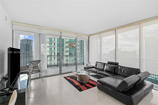 Foto del edificio - 90 SW 3rd St