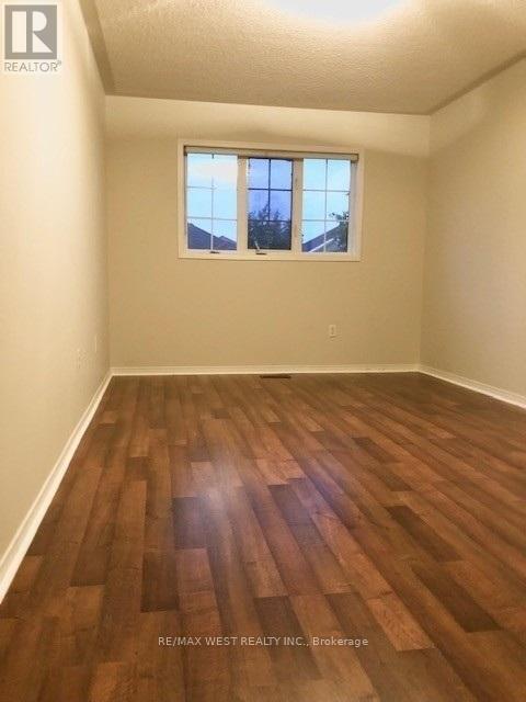 Building Photo - 85 Dells Crescent