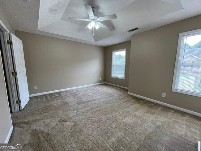 Foto del edificio - 2962 Stonecrest Ln