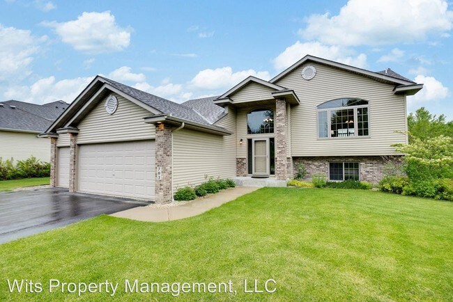 Foto del edificio - 4 br, 3 bath House - 703 MEADOWLARK DRIVE