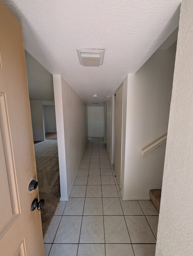 Foto del edificio - 1644 Lomaland Dr