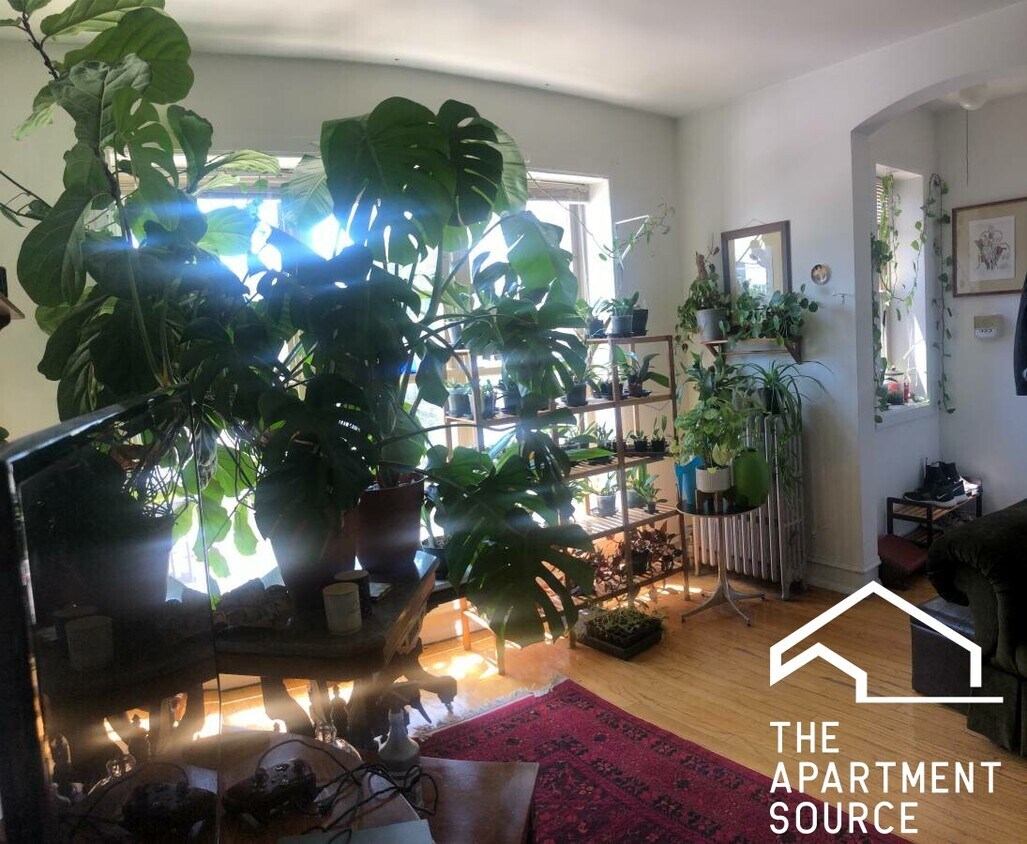 Foto del edificio - 2021 N Humboldt Blvd