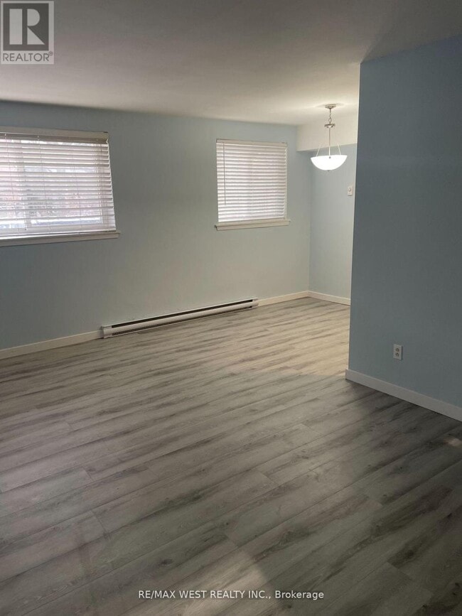 Building Photo - 2365 Marine Dr