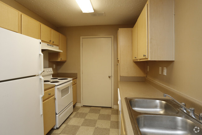 2HAB, 2BA - - Sawgrass Park Apartments