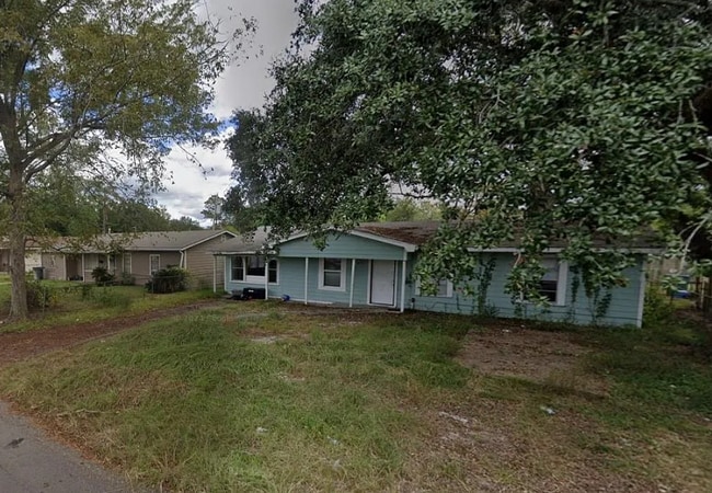 Building Photo - 4440 Swing Dr