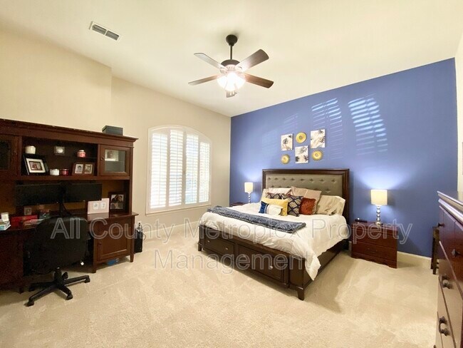 Foto del edificio - 1832 Childress Ln