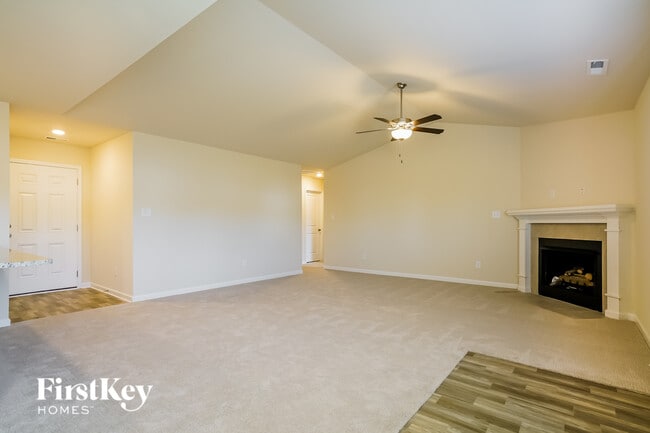 Foto del edificio - 84 Winter Red Wy