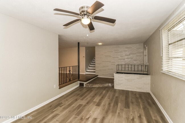 Building Photo - 7515 Eaton Ave