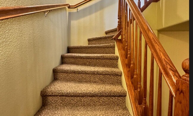 Foto del edificio - 8414 Vista Verde Cir