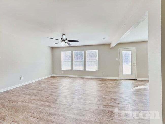 Building Photo - 1210 Willow Bridge Ct