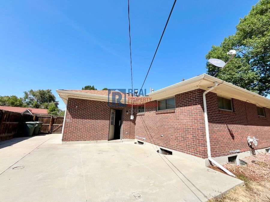 Photo - 1342 E 108th Ave-