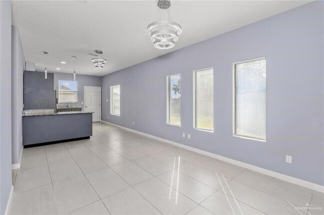 Foto del edificio - 1200 W Harrison Ave