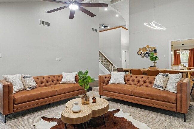 Foto del edificio - 5830 Jester Dr