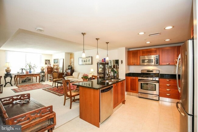 Kitchen/Living Room - 2451 Midtown Ave