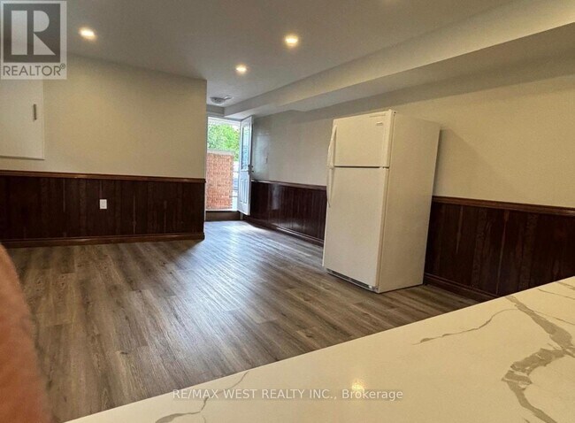 Photo du bâtiment - 4 Dantek Ct