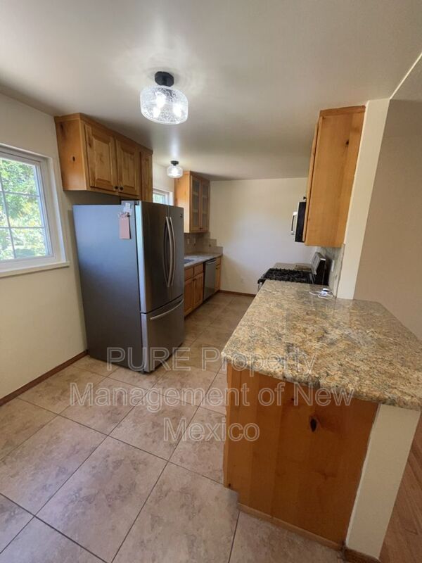 Foto del edificio - 6013 Zimmerman Ave NE
