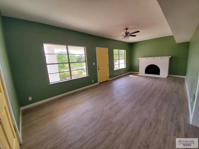 Foto del edificio - 510 W Buchanan St