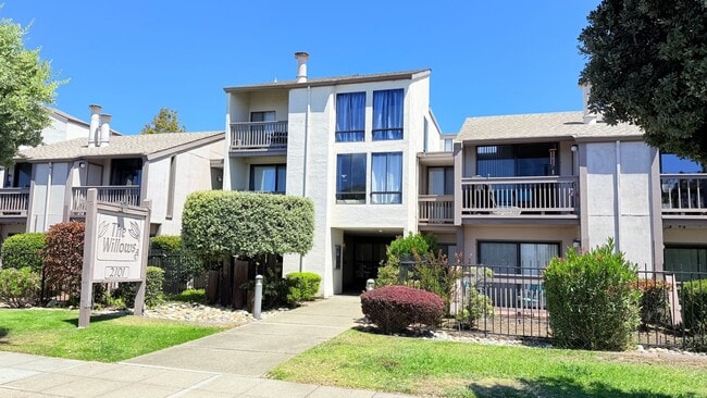 2101 Shoreline Drive Unit 265 - 30% Rental... - 2101 Shoreline Drive Unit 265 - 30% Rental... House