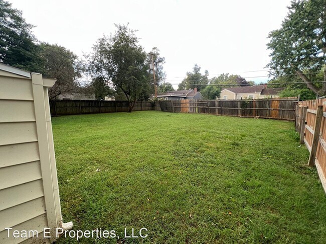 Building Photo - 2 br, 2 bath House - 1627 S. Fairway Ave