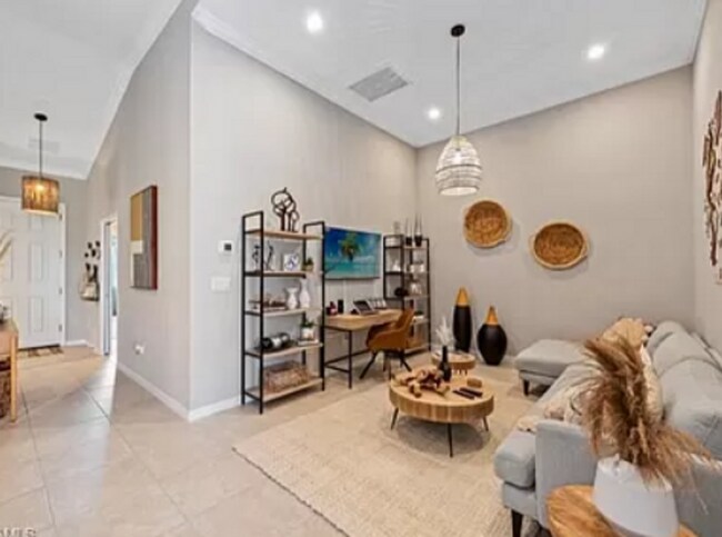 Foto del edificio - ** NEW CONSTRUCTION VERY MODERN 2 PLUS A DEN 2ND FLOOR CONDO WITH GOLF!!! ESPLANADE GOLF & COUNTR...