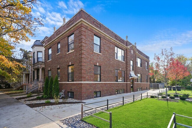 Foto del edificio - 4153 N Hermitage Ave