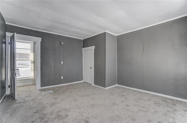 Foto del edificio - 810 Innisfallen Ave