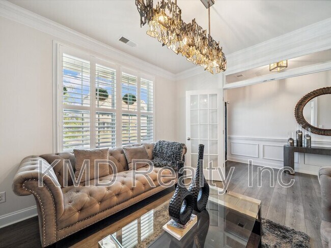 Foto del edificio - 6112 Willow Pin Ln