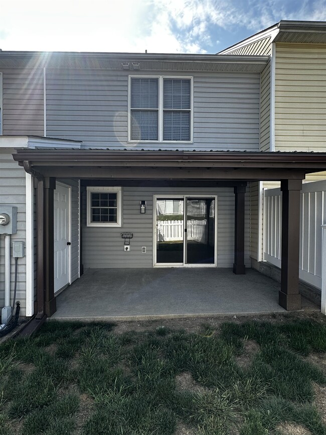 Building Photo - 1114 Patrick Henry Pl