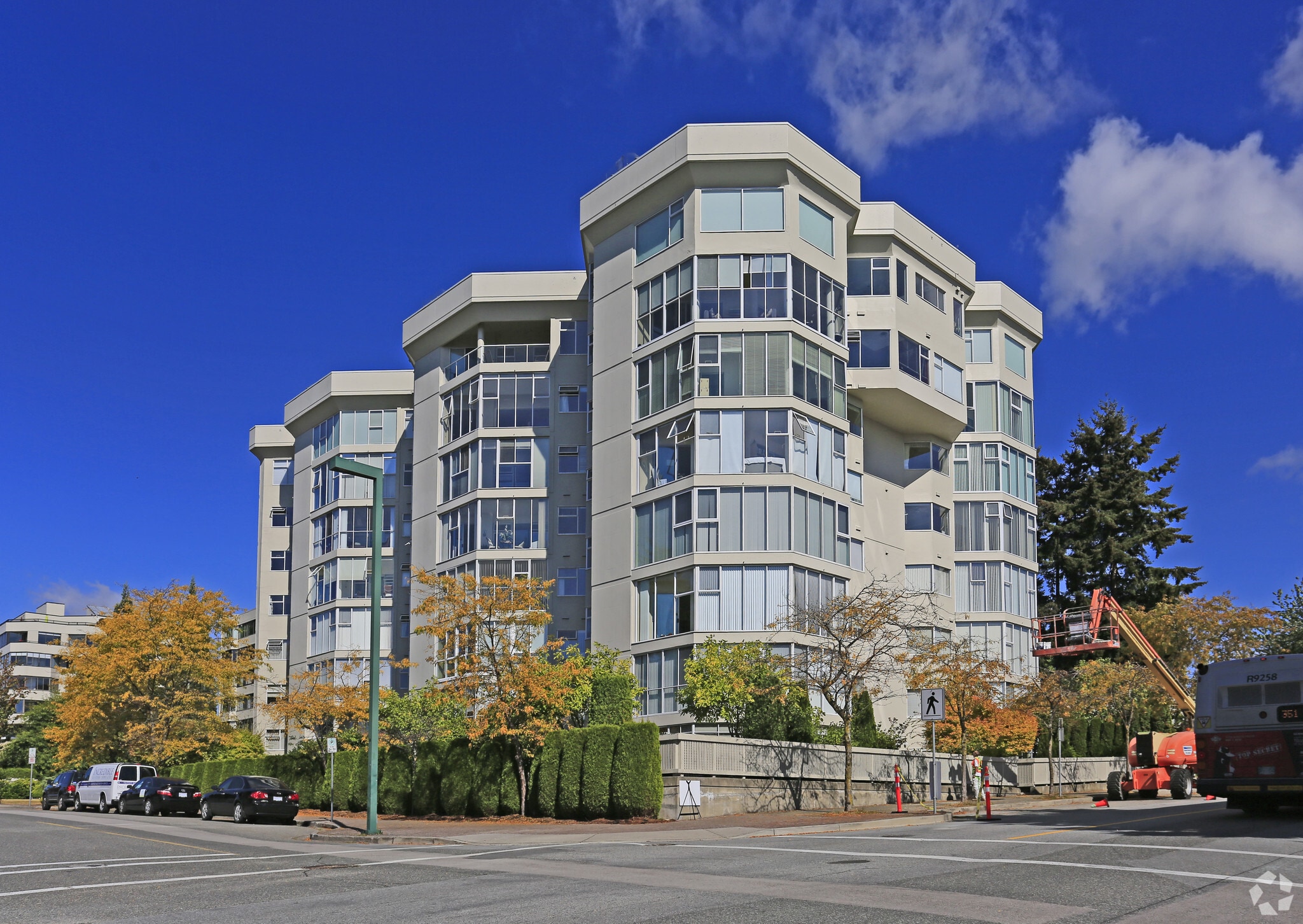 White Rock Square Ii