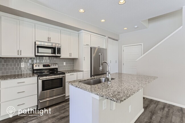 Foto del edificio - 4617 Crestone Peak St, Brighton, CO, 80601