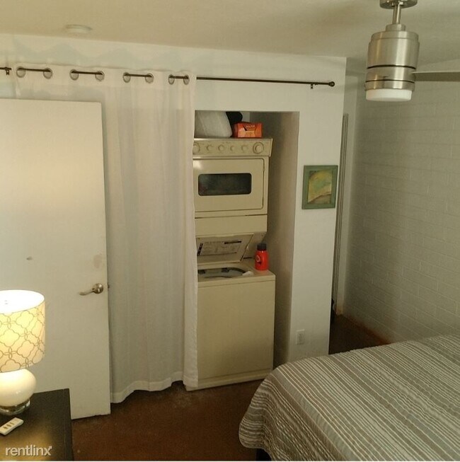 Foto del edificio - 4612 N 10th Pl